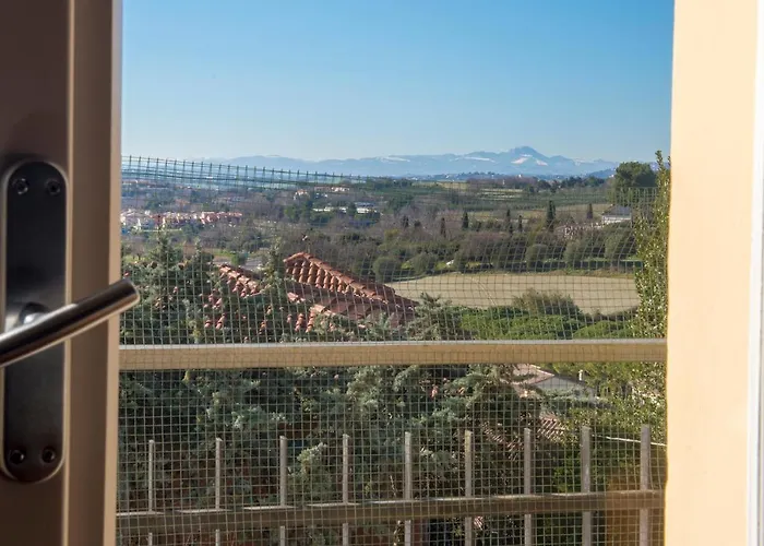 Διαμέρισμα S034 - Sirolo, Quadrilocale In Centro Arredato Con Gusto